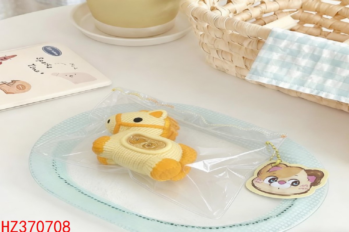 HZ370708